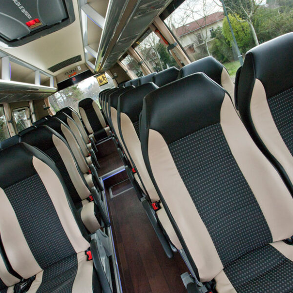 Alquiler de autobuses en Pamplona y Navarra